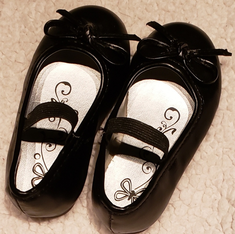 Black Strappy Dress Shoes